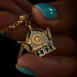 آویز تاج